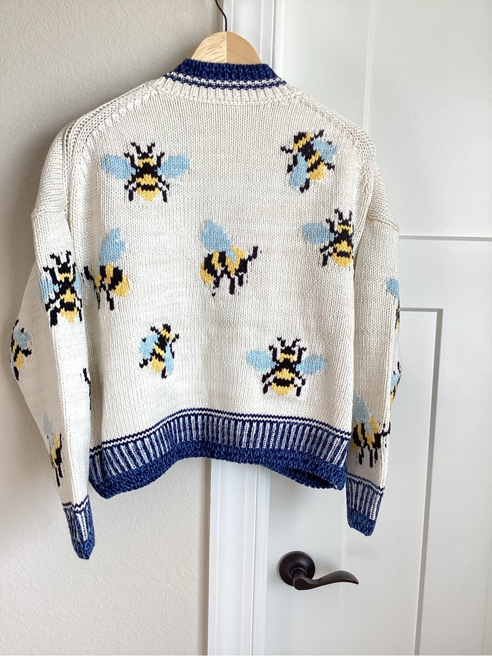 Anthropologie Bee Cardigan Sweater Maeve Icon Chunky New Small Ivory Bumblebee - Picture 10 of 12